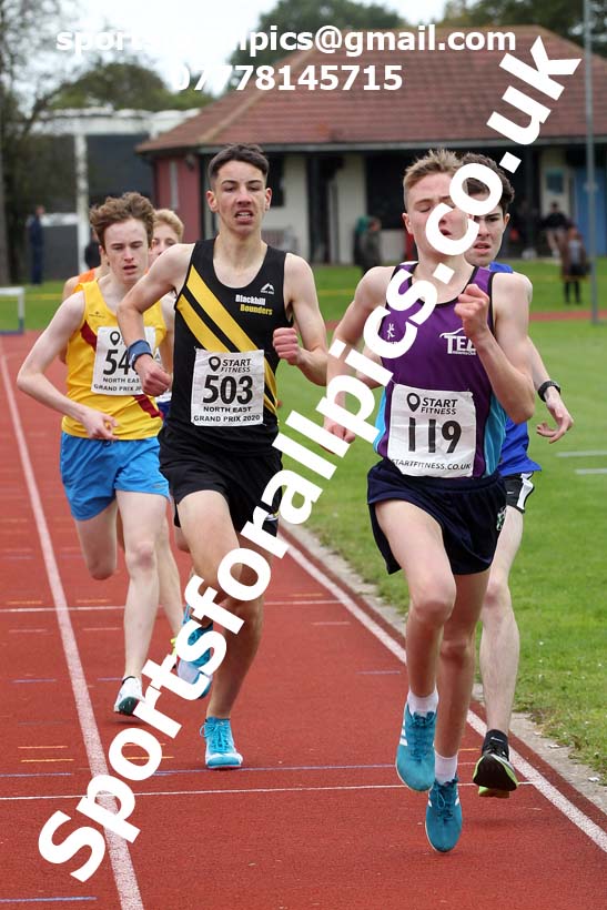 800 metres, NECAA Open Meeting, Morpeth, Sunday, September 27th. David T. Hewitson/Sports for All Pics
